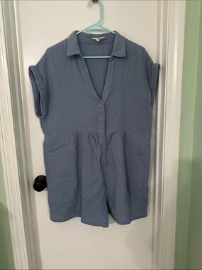 entro Dusty Blue Collared Button Romper